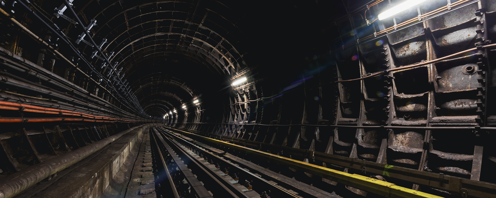 Celé pražské metro je již pokryto mobilním signálem